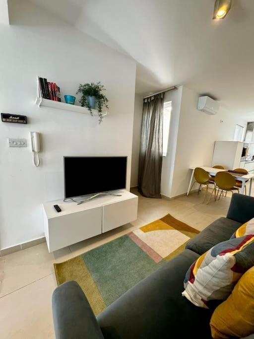 Apartment 2 Bedroom In St Pauls Bay St. Paul's Bay